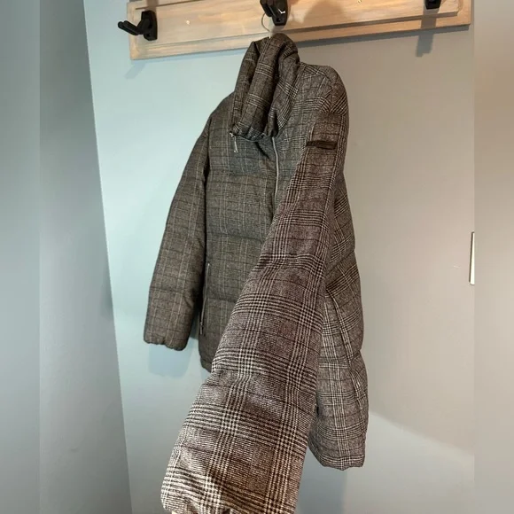 BCBGeneration Plaid Puffer Coat in Black/Grey - Picture 8 of 14